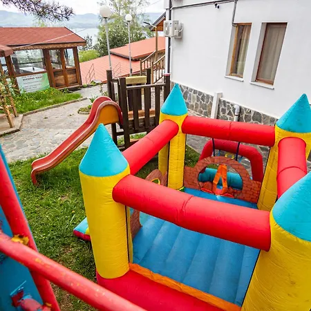 комплекс родопска среща - къщи и Apartamento