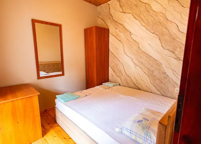 комплекс родопска среща - къщи и דירה בטק